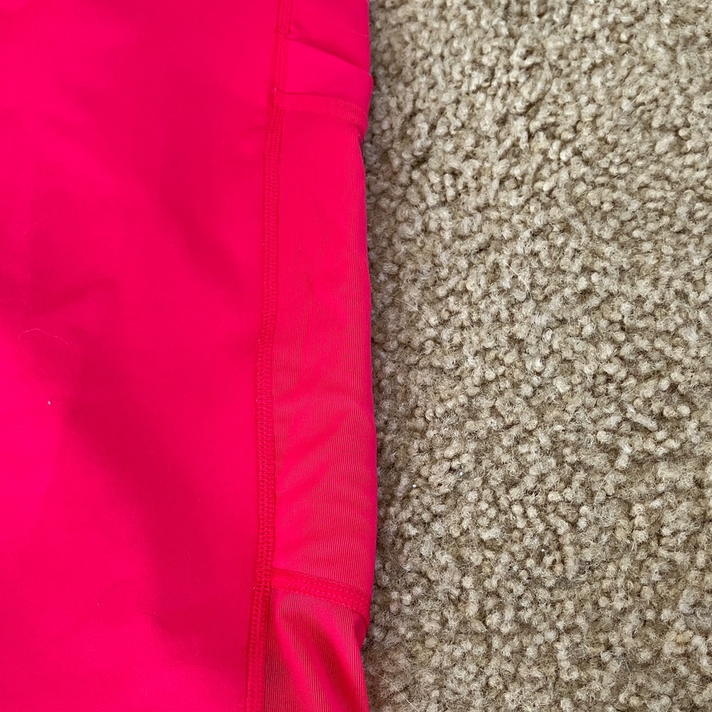 Fabletics Hot Pink On The Go 7” Bike Shorts size L - Picture 5 of 5